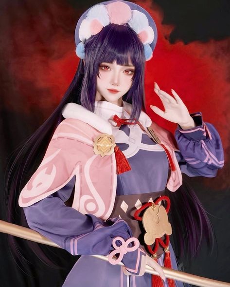 Genshin Impact Female, Yunjin Cosplay, Anime Character Cosplay, Yunjin Genshin, Character Cosplay, Ads Design, Banner Ads Design, Costume Collection, Cosplay Makeup