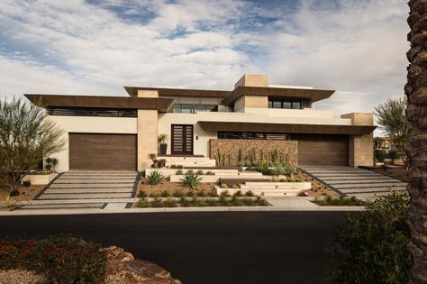 luxury-contemporary-home-blue-heron-design-01-1-kindesign Contemporary Exterior Homes, Modern Desert Home, Modern Desert, Contemporary Exterior, Architecture Model Making, Desert Homes, Exterior Stone, Contemporary House Design, Blue Heron