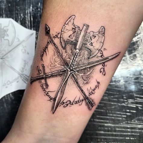 Star Wars And Lord Of The Rings Tattoo, Lord Of The Rings Hand Tattoo, Ringwraith Tattoo, Lotr Couple Tattoo, Boromir Tattoo, Not All Those Who Wander Are Lost Tattoo, The Lord Of The Rings Tattoo, Middle Earth Tattoo, Lord Of The Rings Tattoo Ideas