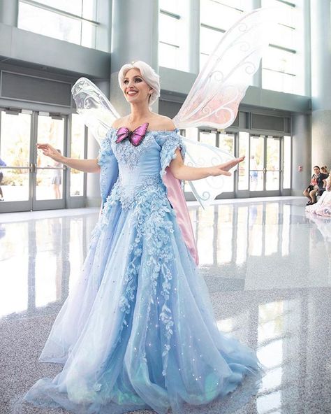 Glimmerwood by Cassie Wanda on Instagram: “I figured if anyone was going to transform a bunch of Disney Characters into fairies, it would be Fairy Godmother, and if any crossover…” Queen Of Fairies, Queen Clarion, Best Celebrity Halloween Costumes, God Mother, Celebrity Halloween Costumes, Blue Fairy, Fairy Godmother, Beauty Dress, Godmother