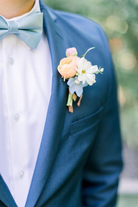 tumblr_psckebtje01wjqb82o5_1280 Blue Wildflower Boutonniere, Wedding Floral Boutonniere, Blue Suit Spring Wedding, Groom Suit Flower Boutonnieres, Peach Blue Boutonniere, Spring Groom Boutonniere, Grooms Corsage Wedding, Light Blue And Pink Boutonniere, Garden Party Boutonniere