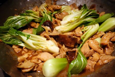 Chicken, Shitake Mushroom, & Bok Choy Stir-fry Chicken Shitake Mushroom, Shitake Mushrooms, Mushroom Stir Fry, Stir Fry Ingredients, Chicken Mushroom Recipes, Shitake Mushroom, Chicken Stir Fry, Jasmine Rice, Asian Dishes