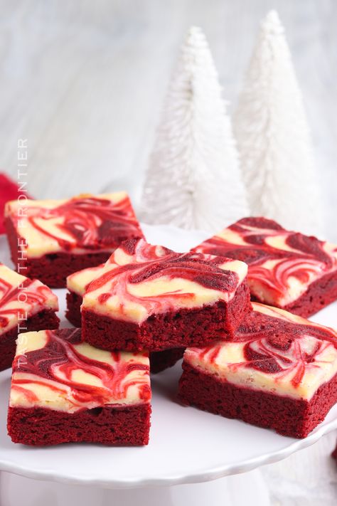 Red velvet cream cheese brownies are a decadent dessert that's also easy to make for holidays and special occasions. Red Velvet Cream Cheese Brownies, Pecan Pie Cheesecake Bars, Red Velvet Cheesecake Brownies, Brownie Mix Recipes, Oreo Bars, Red Velvet Desserts, Velvet Brownies, Cheese Squares, Red Velvet Brownies