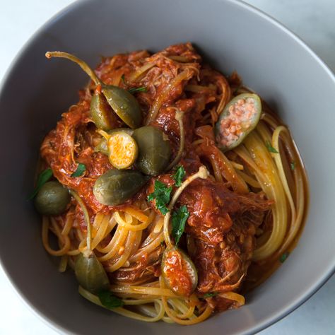 Slow Cooker Chicken Cacciatore with Linguine and Caper Berries | Food & Wine Caper Berries, Chicken Cacciatore, Slow Cooker Recipes Healthy, Healthy Slow Cooker, Healthy Crockpot, Berries Recipes, Healthy Crockpot Recipes, Slow Cooker Soup, Chicken Crockpot Recipes