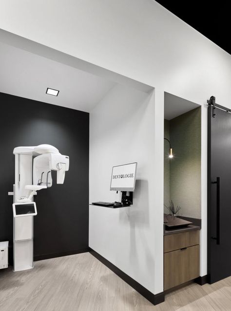 Cbct Dental Room, Dental Xray Room, X Ray Room Design, Dental Office Exterior, Healthcare Snapshots, Doctors Clinic, Ortho Office, Dental Design Interior, Orthodontic Office