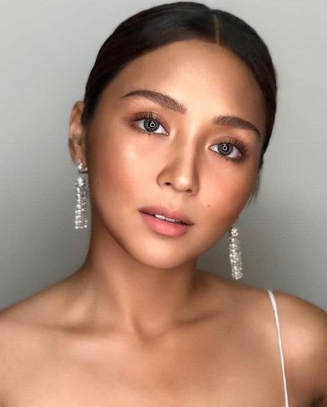 Morena Make Up Look, Filipina Makeup, Filipino Makeup, Pinay Girls, Kathryn Bernardo Photoshoot, Dusty Rose Wedding Colors, Kim Wedding, No Make Up Make Up Look, Beautiful Stars