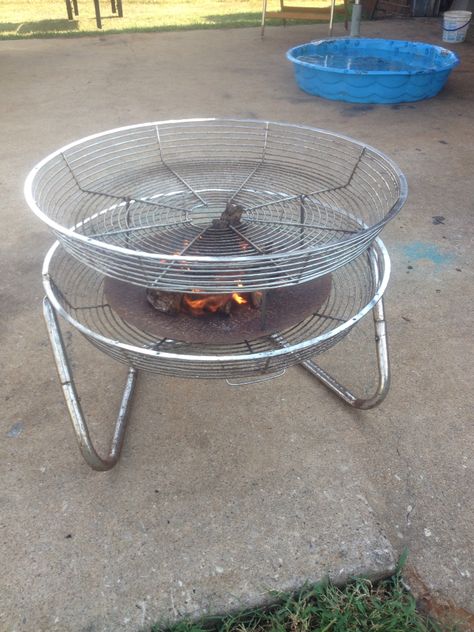 Repurposed bbq grill, made from an old fan. Upcycle Desk, Propane Grill, Old Fan, Bbq Pit, Desk Fan, Outdoor Grill, Charcoal Grill, Saucer Chairs, Bbq Grill