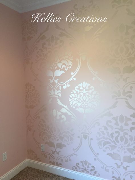 All over stencil painted by https://www.facebook.com/Kellies-Creations-281430805274799/ Villain Bedroom, Gold Wallpaper For Walls, Pink Grey Wall, Lilac Paint, Gray Painted Walls, Paint Stencil, Lace Painting, Victorian Wall, Disney Villain