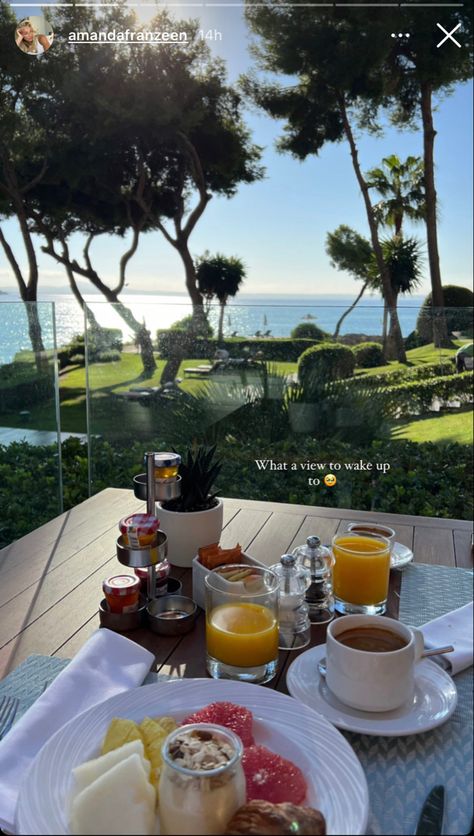 Vacation Breakfast Aesthetic, Vacation Morning Aesthetic, Breakfast With A View Insta Story, Instagram Post Ideas Vacation, Insta Breakfast Story, Vacation Aesthetic Instagram Story, Instagram Story Holiday Ideas, Breakfast Stories Instagram, Breakfast Ideas Instagram Story