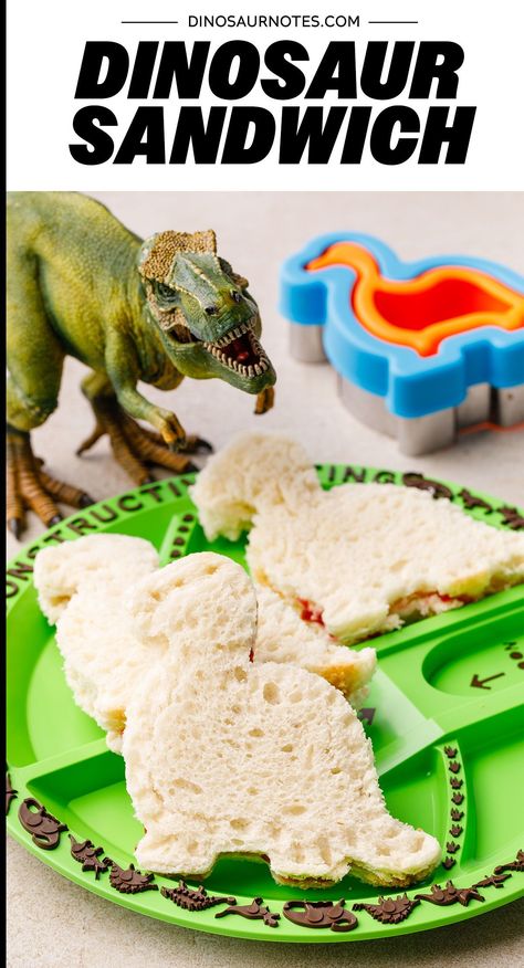 Transform your peanut butter and jelly sandwiches with a prehistoric makeover! It’s as easy as spreading, slicing, and munching — ready in just three minutes. Dino Snacks For Party, Dinosaur Food Ideas, Dino Snacks, Dinosaur Sandwich, Dinosaur Themed Food, Dinosaur Snacks, Dinosaur Party Food, Dinosaur Food, Peanut Butter Bread