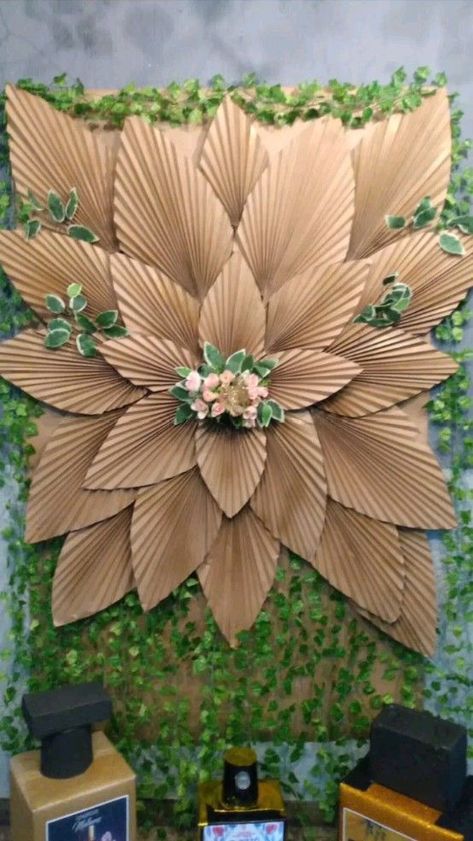 Fan Backdrop, Creative Backdrops, Paper Party Decorations, Simple Birthday Decorations, Hobby Craft, Paper Rosettes, Diy Wedding Backdrop, Ganpati Decoration Design, Event Design Inspiration