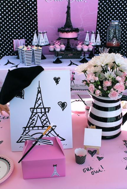 Paris Themed Painting Party - LAURA'S little PARTY Paris Party Ideas, Pink Paris Party, Paris Party Decorations, Parisian Birthday, Parisian Birthday Party, Paris Birthday Theme, Paris Birthday Party, Paris Themed Birthday Party, French Party