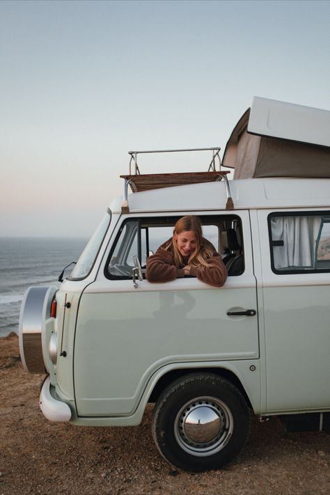 Van Life Photography, Camper Van Aesthetic, Travelling In A Van, Vw Photoshoot, Traveling In A Van Aesthetic, Aesthetic Van Life Pictures, Camper Van Photography, Van Beach Aesthetic, Surfer Van