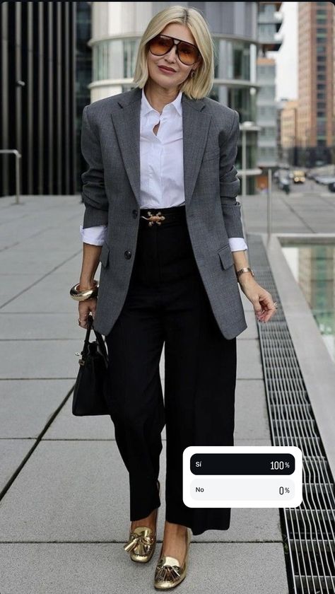 Slacks And Blazer Outfit, Plus Size Classic Fashion, Old Money Fashion Plus Size, Fall Professional Outfits Women, Slacks Outfit, Cute Professional Outfits, Fashionable Work Outfit, Gray Blazer, Professional Outfits Women