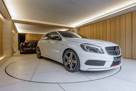 Garage In House, Car Turntable, Car Driveway, Beautiful Garage, Future Mansion, Japanese Inspired Home, Mansion House, Structure Architecture, Home Garage