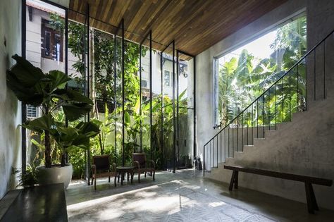 Pinterest• @erikaltamedina ❣ Plant Apartment, Contemporary Townhouse, Tropical Architecture, Japanese Architect, Tropical House, Row House, Tropical Vibes, Cool Plants, Design Case