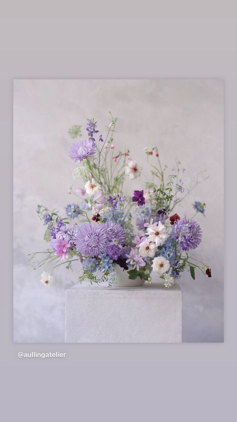 Purple Green Flower Arrangement, Lavender And White Floral Arrangements, Lilac Floral Arrangements, Lilac Flower Arrangements, Purple Flower Arrangements, Wedding Color Schemes Spring, Purple And Green Wedding, White Floral Arrangements, Bridal Shower Inspo