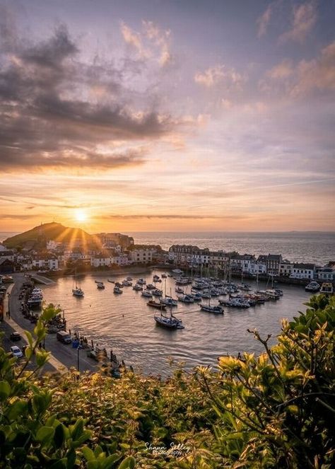 From Woolacombe to Westward Ho! - North Devon's best beach sunsets of June so far - Devon Live Woolacombe Beach, Australia Life, Devon Beach, Summer Wallpapers, North Devon, Devon England, Luxury Accommodation, Summer Wallpaper, British Isles