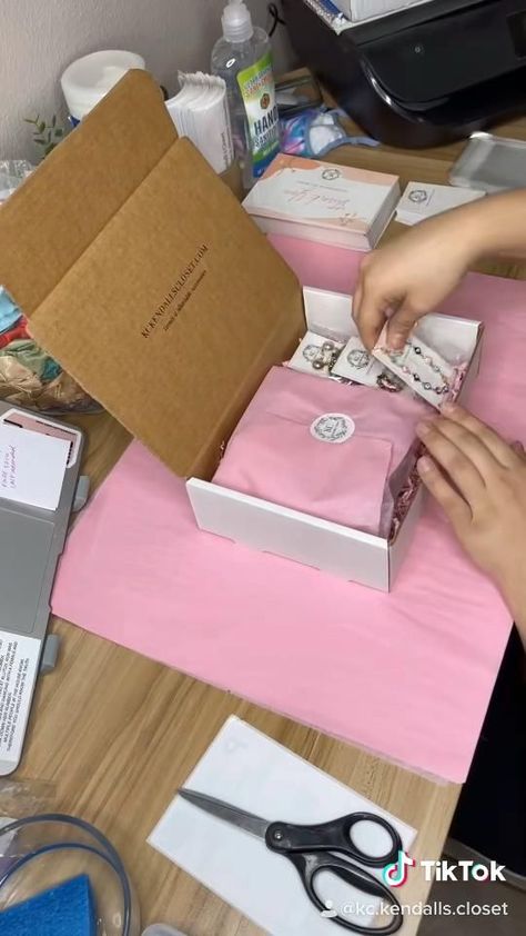 Packaging an order on Tiktok! [Video] | Small business packaging ideas, Small business packaging, Packaging ideas business How To Ship Orders From Home, How To Package Orders, Customer Packaging Ideas, Cute Ways To Package Orders, Shipping Package Ideas, Packaging Design Accessories, Packaging An Order, Accessory Packaging Ideas, Packaging Design Video