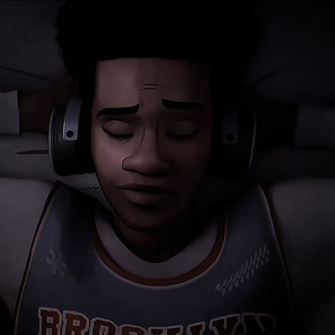 Miles Listening To Music, Miles Morales Sleeping, Spider Man Listening To Music, Miles Morales Music, Miles Morales Aesthetic Icon, Miles Morales Listening To Music, Miles Morales Headphones, Miles Morales Widget, Miles Morales Pfp