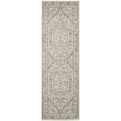 Adirondack Ivory/Silver 2 ft. 6 in. x 20 ft. Runner Black Runner Rug, Black Runners, Lodge Style, Silver Rug, Rustic Lodge, Medallion Rug, Plant Pattern, Stair Runner, Medallion Design