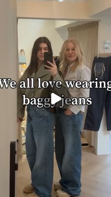 Salon Heleen Hulsmann on Instagram: "Jeans hack we all saw on Insta and it is a good one💙 . . #jeans  #baggy  #inspiration  #salonheleenhulsmann" Baggy Jeans And Sweater, Cuff Baggy Jeans, How To Cuff Baggy Jeans, Outfit With Baggy Jeans, How To Style Baggy Jeans, Outfits With Baggy Jeans, Baggy Jeans Outfit, May 21, Baggy Jeans