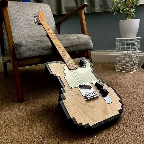 Minecraft Guitar, Build Minecraft, Pocket Edition, Fender Jaguar, Minecraft Builds, Guitar Building, Bass Guitars, 8 Bit, Jaguar