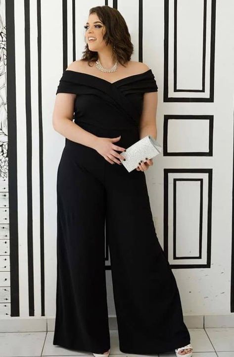 51 Simple New Years Eve Outfits » Lady Decluttered Winter Business Outfits, Grad Outfits, Outfits Gorditas, Women Shirt Top, Plus Size Party Dresses, Eve Outfit, New Years Eve Outfits, Curvy Plus Size, Moda Plus