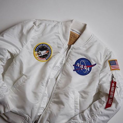 The latest technical outerwear from @alphaindustries -- coming soon. #alphaindustries #SS17 end_clothing 4603 Nasa Clothes, Outfits Streetwear, Skate Wear, Skateboarder, Roller Derby, Urban Wear, Street Outfit, Streetwear Outfits, Urban Outfits