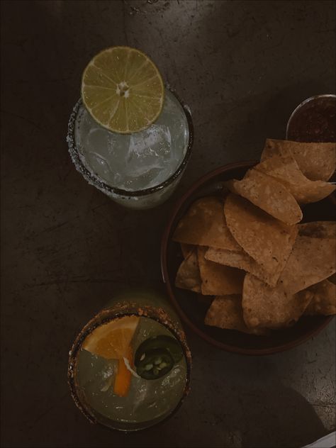 Margarita Pictures Instagram, Spicy Marg Aesthetic, Tacos And Margaritas Aesthetic, Margarita Night Aesthetic, Margarita Astetic, Spicy Margarita Aesthetic, Margarita Cocktail Aesthetic, Tequila Drinks Aesthetic, Cocktail Aesthetic Night