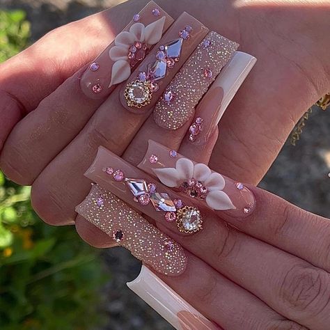 Rose gold nails glitter