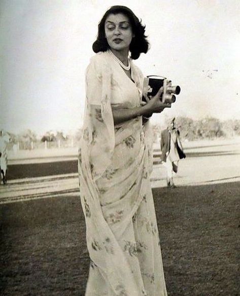 #maharanigayatridevi hashtag on Instagram • Photos and Videos Maharani Gayatri Devi, Women History, Rajasthani Bride, Gayatri Devi, Miranda Priestly, Royal Indian, Eternal Beauty, Royalty Aesthetic, Good Earth