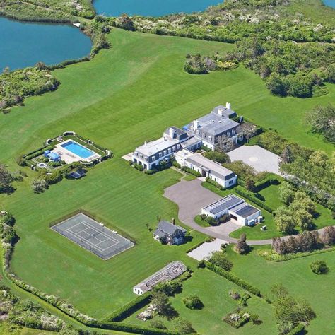 The Hamptons Houses, Hamptons Ny, Farm Estate, Family Compound, Expensive Homes, Farm Layout, Equestrian Facilities, Tennis Courts, Family Estate