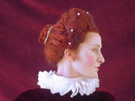 Elizabethan Hair, Historical Hairstyles, Medieval Hairstyles, Elizabethan Era, Queen Costume, Hairstyles Women, Hair Adornments, Women's Hairstyles, Queen Hair