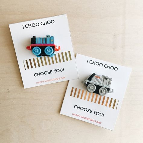 "I CHOO CHOO CHOOSE YOU" Free Printable Card – Andnest Train Valentine Cards, Train Valentines For Kids, Birthday Crafts For Mom, Crafts For Mom, Train Valentine, Thomas The Train Birthday Party, Hello Wonderful, Thomas Train, Valentine Mailbox