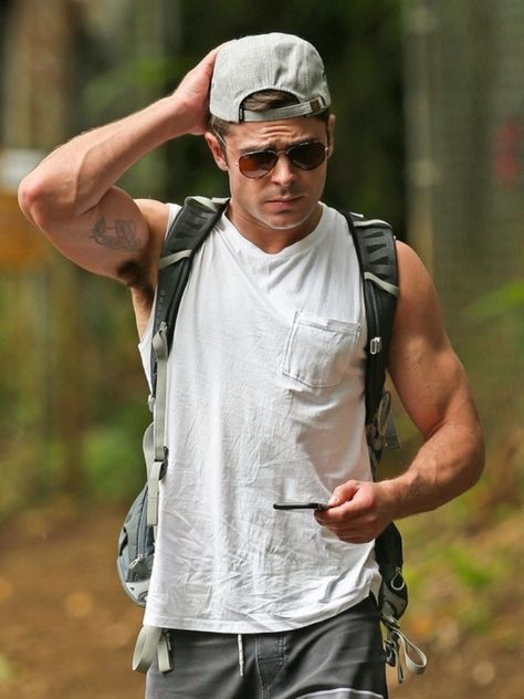 zac efron Zac Efron Style, Zac Efron Shirtless, Zach Efron, Ripped Muscle, 남자 몸, Liam Hemsworth, Zac Efron, Man Crush, Chris Evans