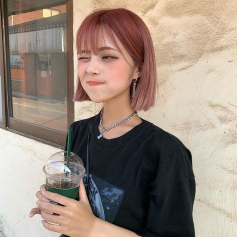 Pink Short Hair, Korean Hair Color, Korean Short Hair, Asian Short Hair, Hair Arrange, Shot Hair Styles, Short Hair Color, 짧은 머리, Hair Dye Colors