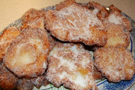 Malasadas!! – Maria Lawton – The Azorean Greenbean Malasadas Recipe, Portuguese Desserts, Portuguese Cuisine, Fried Dough, Portuguese Recipes, Stick Of Butter, Baked Goods, Breakfast Brunch, Donuts