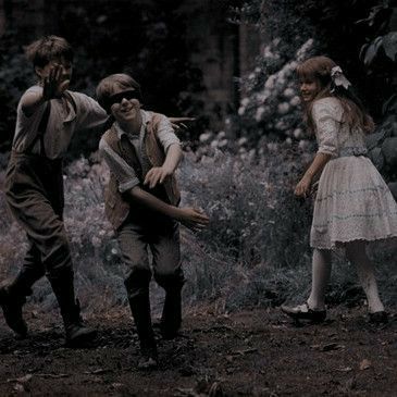 90s Kids Movies, The Secret Garden 1993, Liam Cunningham, Classic Childrens Books, Danny Devito, Kids' Movies, The Secret Garden, Fantasy Aesthetic, Classic Kids