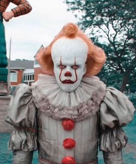 Es Pennywise, Bill Skarsgard Pennywise, Vanellope Y Ralph, It Chapter 2, It Chapter Two, Clown Horror, You'll Float Too, Pennywise The Clown, Scary Movie Characters