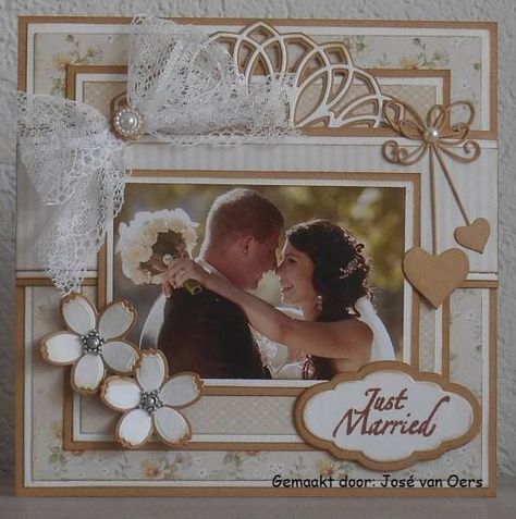 Cricut Wedding Scrapbooking Layouts, Wedding Day Scrapbook Ideas, Vintage Wedding Scrapbooking Layouts, Wedding Scrapbooking Layouts Templates, Wedding Scrapbook Page Ideas, Wedding Reception Scrapbook Layouts, Wedding Scrapbooking Layouts Ideas, Wedding Layouts Scrapbooking, Wedding Scrapbook Pages Layouts Ideas