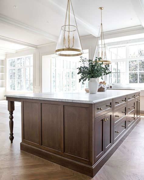 Melissa Manzardo Hryszko (@verandaestatehomes) • Instagram photos and videos Plaster Hood Fan, Kitchen Island With Posts, Kitchen Island With Legs, Plaster Hood, Dream Kitchen Design, Kitchen With Big Island, Double Island Kitchen, Marie Flanigan, Marble Counters