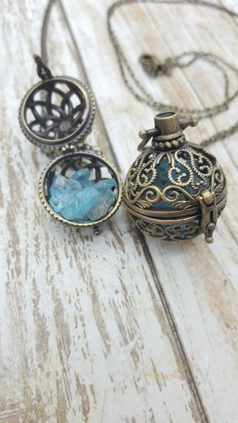 Check out our Gypsy locket on my etsy, just search RosesofAshley Afro Jewelry, Cool Ear Piercings, Witch Diy, Music Jewelry, Magical Jewelry, Wire Work Jewelry, Pendant Design, Gems Jewelry, Fantasy Jewelry