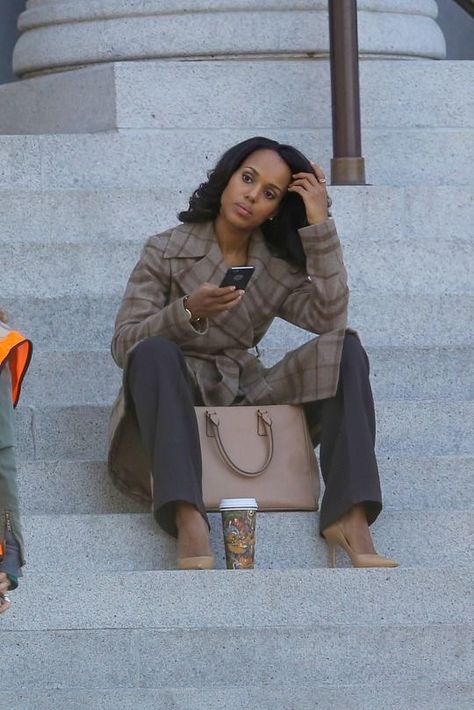 Olivia Pope Wardrobe, Olivia Pope Outfits, Los Angeles City Hall, Scandal Fashion, Olivia Pope Style, Kerry Washington Style, Olivia And Fitz, Olivia Pope, Look Formal