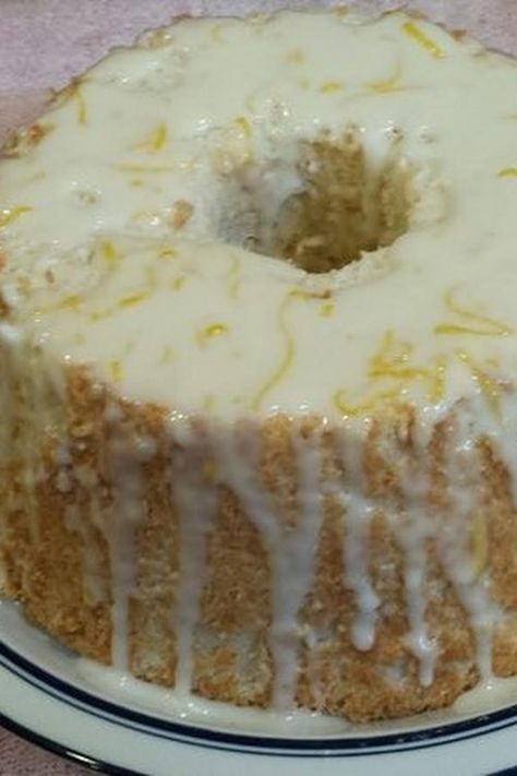 Angel Food Cake with Lemon Glaze Angel Food Cake Glaze, Angel Food Cake Frosting, Orange Angel Food Cake, Lemon Glaze Cake, Lemon Angel Food Cake, Lemon Glaze Recipe, Glaze For Cake, Angel Food Cake Mix Recipes, Lemon Frosting