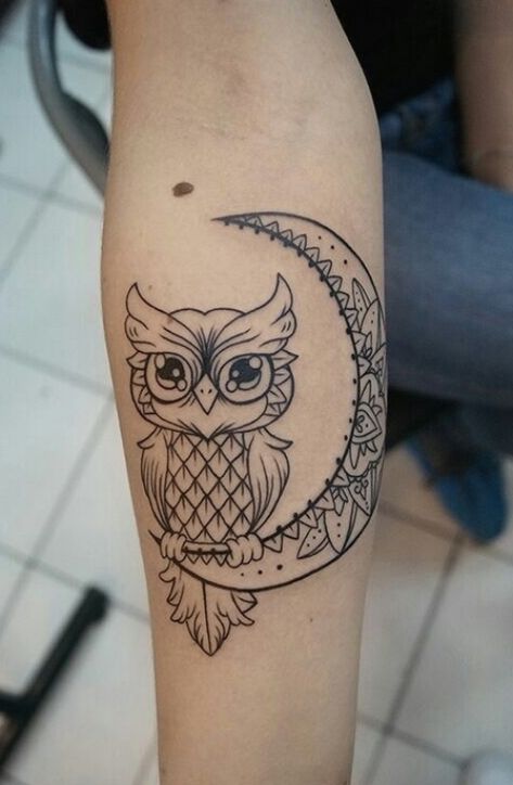 Baby Owl Tattoos, Owl Tattoo Drawings, Cute Owl Tattoo, Bird Tattoos For Women, Tattoo Artists Near Me, Tattoo Moon, Model Tattoo, Bird Tattoos, Owl Tattoo Design