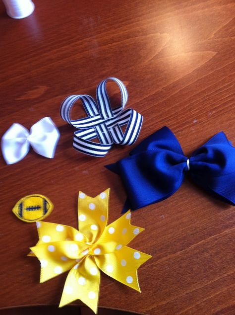 Hair Bows Diy Ribbon, Girls Hair Bows Diy, Rainbow Loom Charms, Rainbow Ribbon, Bows Diy Ribbon, Fall Football, Ribbon Sculpture, Neck Deep, Bow Headband Hairstyles