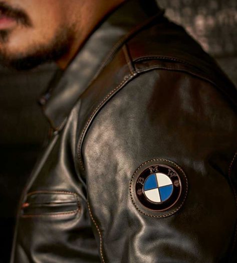 BMW PureBoxer Jacket Bmw Accessories, Motorcycle Safety, Bmw Boxer, Bmw Motorcycle, Kid Friendly Trips, The Cafe, Riding Gear, Cafe Racers, Motorcycle Gear