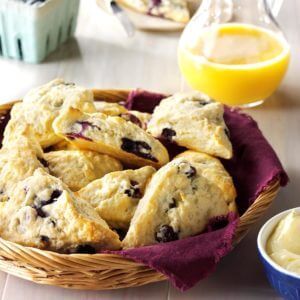 Inspired by: Blueberry Scone Scone Blueberry, Blueberry Scone, Blueberry Scones Recipe, Lemon Blueberry Bread, Scottish Recipes, Copycat Starbucks Recipes, Blueberry Desserts, Blueberry Bread, Blueberry Scones