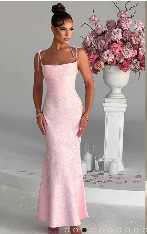 Pink Fitted A-line Maxi Dress, Luxury Pink Fitted Maxi Dress, Pink Fitted Floor-length Maxi Dress, Pink Fitted Full-length Maxi Dress, Pink Floor-length Maxi Dress With Fitted Bodice, Sleek Waves, Homecoming Dresses Corset, Midi Dress Wedding Guest, Dresses Flowy